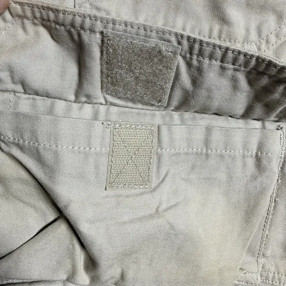 Royal Robbins 5.11 Tactical Vest Mens Medium Khaki Canvas 15 Pockets Safari - Picture 12 of 16